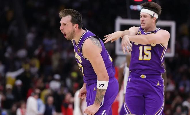 湖人核心东契奇狂砍41分率队力克篮网送对手连败