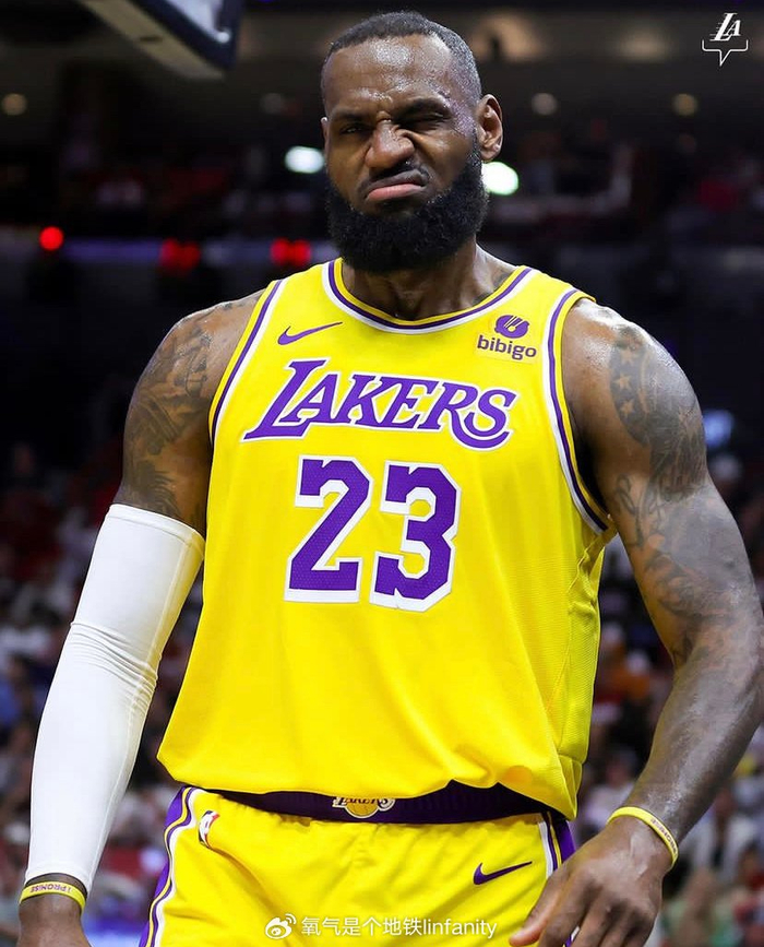 皮尔斯：詹姆斯筑起历史第一人高墙，文班亚马