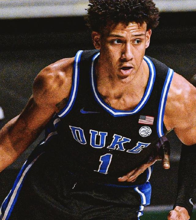 老鹰11连胜创NBA纪录 杰伦约翰逊准三双引领逆袭