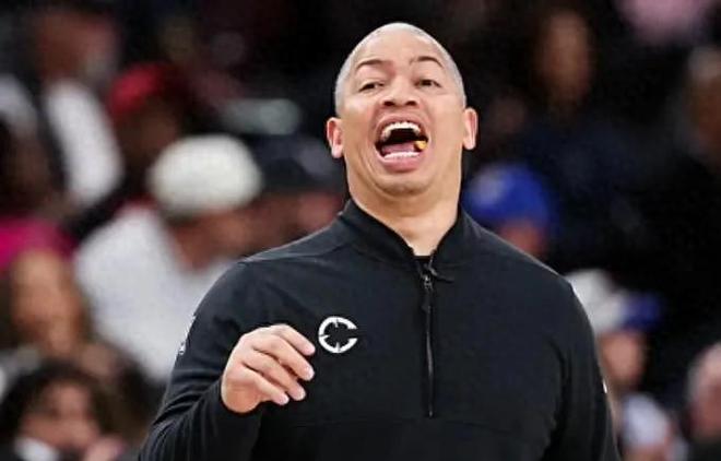 快船末节崩盘遭勇士逆转 泰伦卢轻敌成败关键