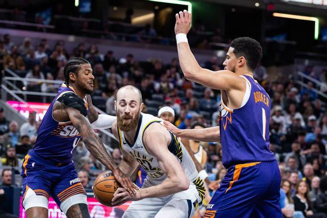 雷霆领跑西部榜首 湖人火箭争夺第三 掘金太阳争